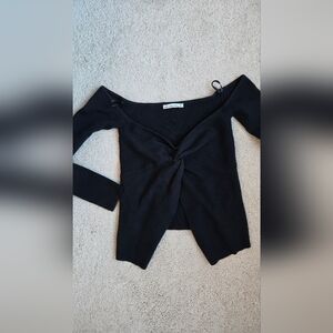 Abercrombie & Fitch Black Off-the-Shoulder Sweater